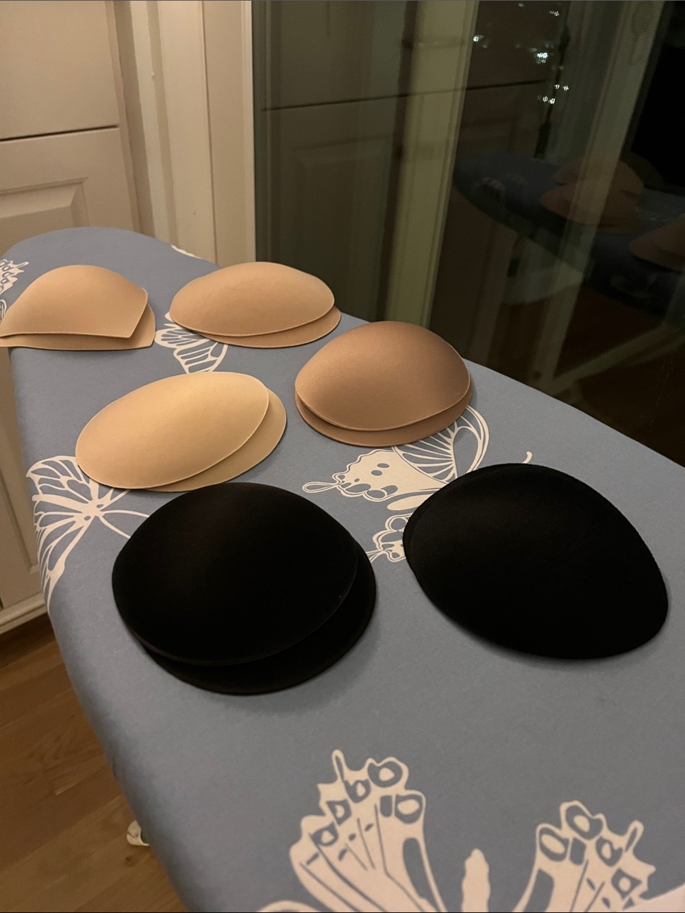 Seamless Adhesive Bra Cups - Nude and Black